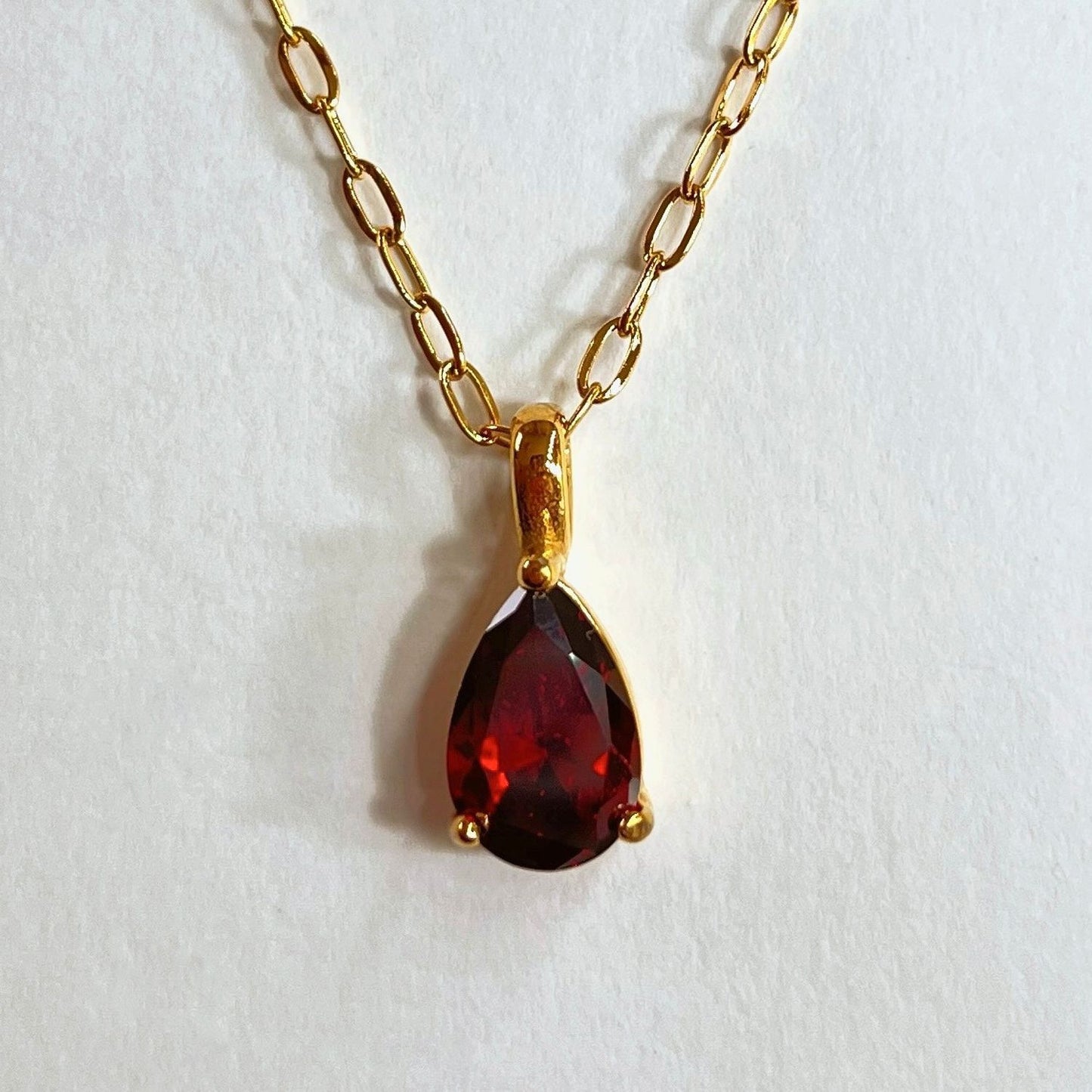 18K Gold Birthstone Necklaces